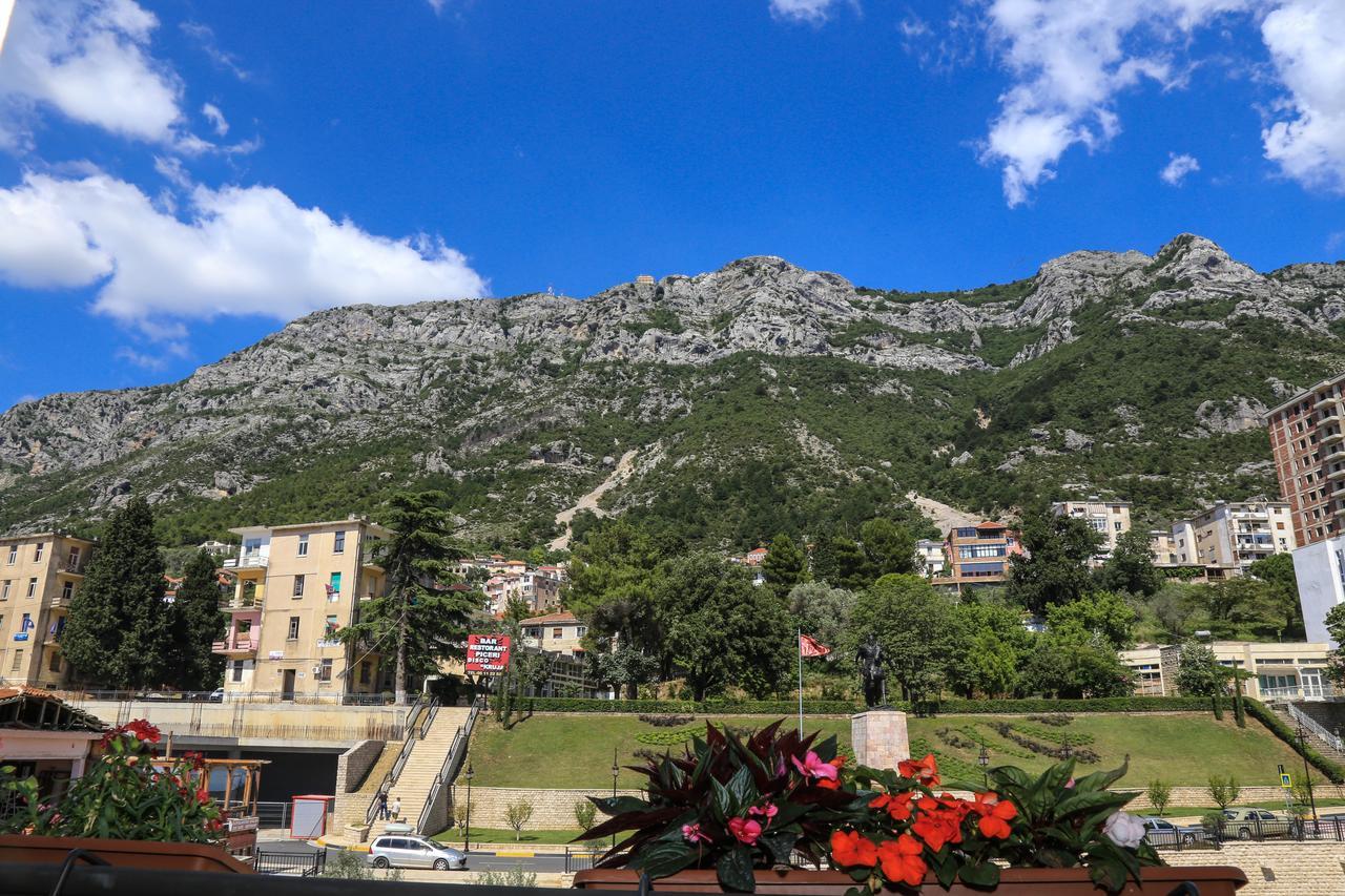 Mervin Hotel Krujë Exterior foto